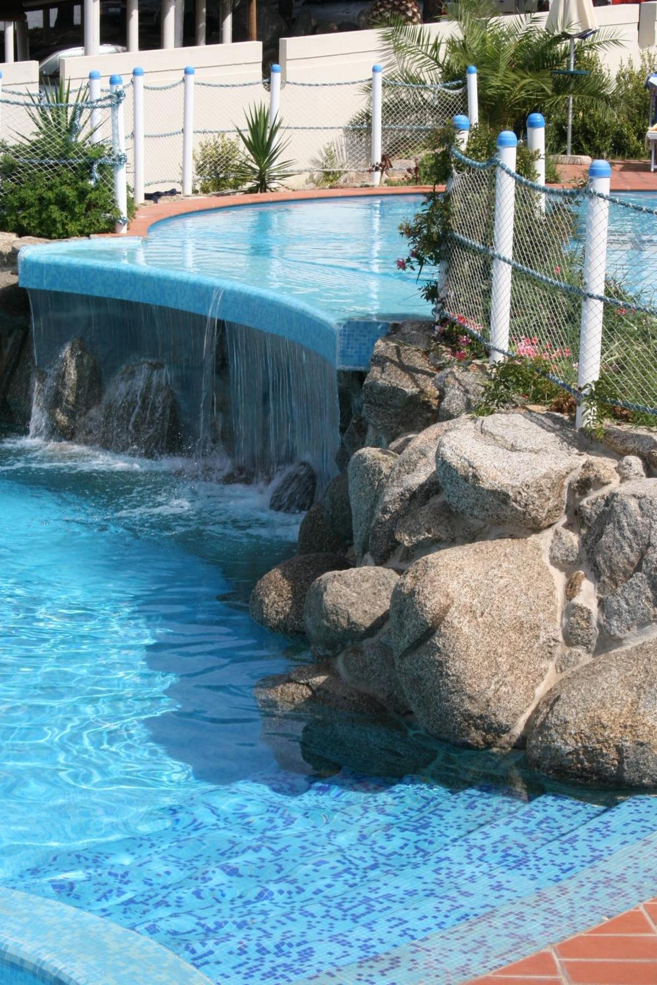 Hotel Scoglio Del Leone Zambrone Exterior foto